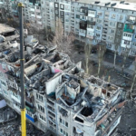 зруйнований будинок